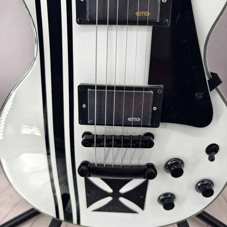 US Warehouse James Hetfield Iron Cross Electric Guitar - Snow White - Image 4 of 4
