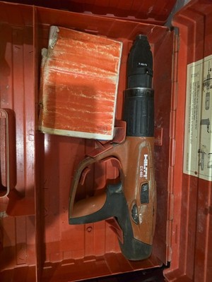 Hilti DX460 Powder Actuated Tool Kit w/ X-460-F8 & Case Used