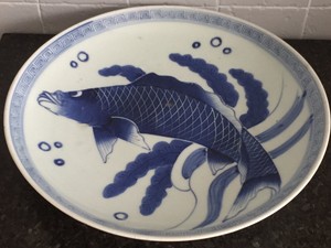 STUNNING LARGE ANTIQUE 19th CENTURY CHINESE BLUE AND WHITE PORCELAIN PLATE