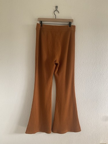 Aerie High Waisted Waffle Knit Pull On Flare Pants Size Large - 第 2/13 張圖片