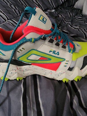 FILA Oakmont Tr Women's Running Shoes (Yellow/White/Blue/Pink