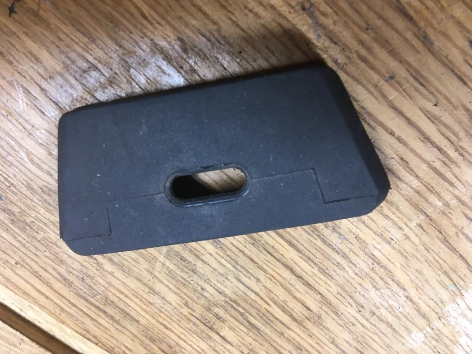 Резиновый держатель датчика температуры воздуха Ducati 900SS 750SS - Изображение 2 из 2