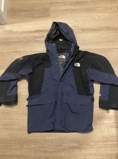 The North Face Summit Series Gore-Tex size Medium Color purple/blue