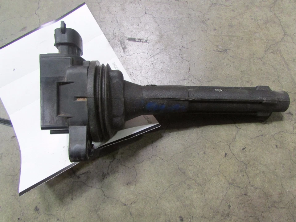 Maserati Cupé, Spyder, Extensión Enchufe Bobina, Usado, P/N 186915  Foto 4 de 4