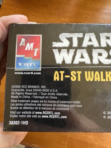 2005 Star Wars AT-ST Walker Model Kit AMT ERTL With Collectible Movie Print - Picture 11 of 13