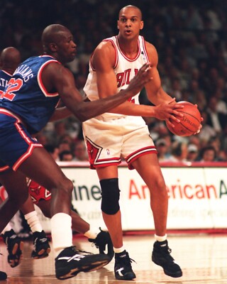 SCOTT WILLIAMS 8X10 PHOTO CHICAGO BULLS BASKETBALL