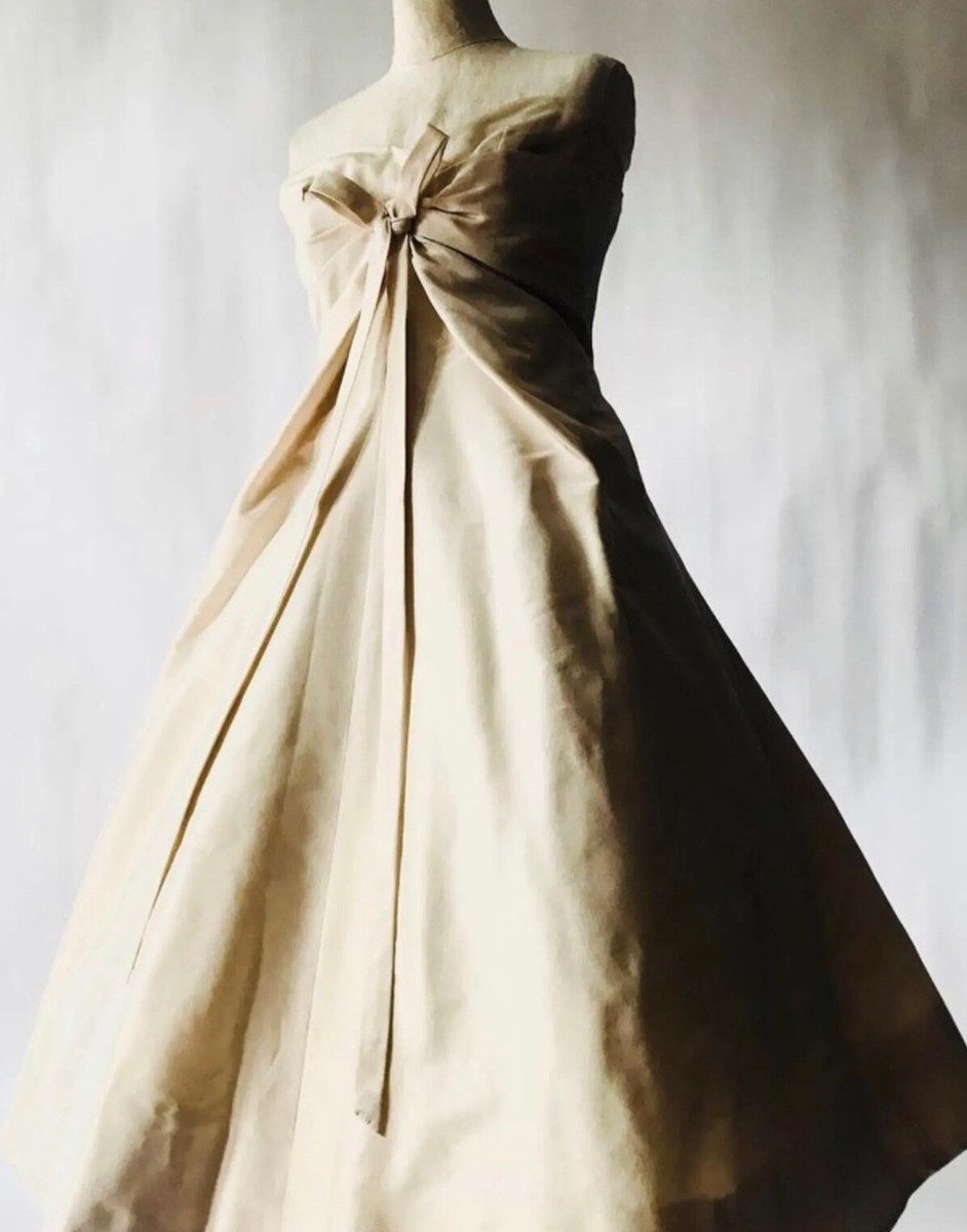 Christian Dior S/S 1956 haute couture gown museum wedding rare