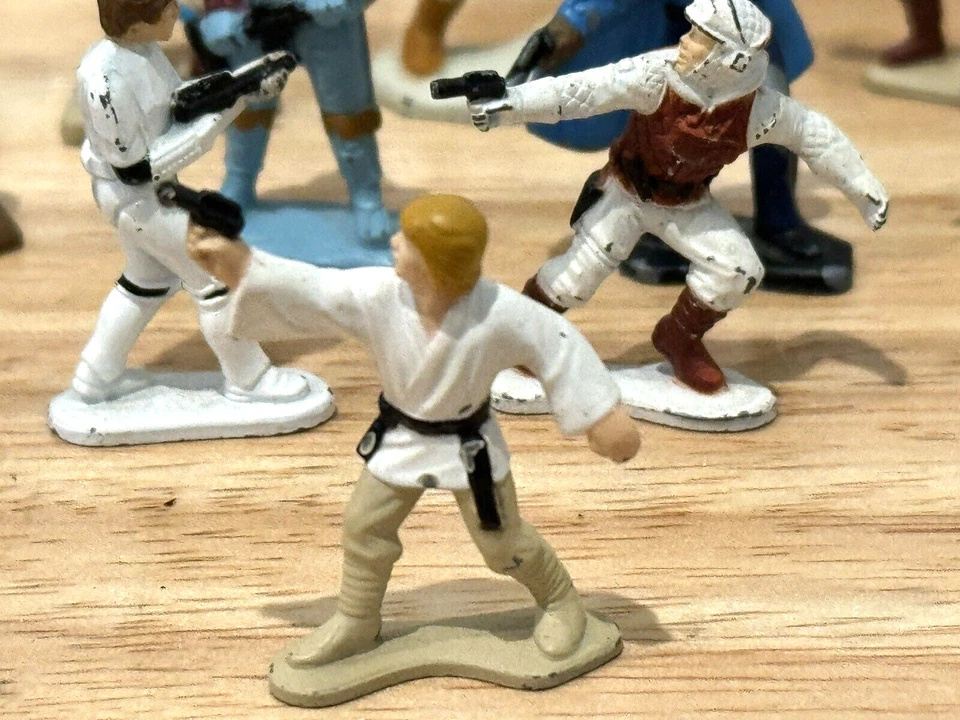 LOTE 44 MICRO FIGURAS DE ACCIÓN STAR WARS LFL 82 METAL FUNDIDO IMPERIO CONTRAATACA Foto 2 de 4