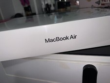 Macbook Air M1 (SEALED NEVER BEEN OPENED, PLASTIC WRAP)  256 GB (SPACE GRAY)