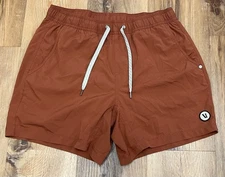 Vuori Kore Lined Athletic 5.5” Inseam Shorts Men’s Medium (?)  Workout Gym