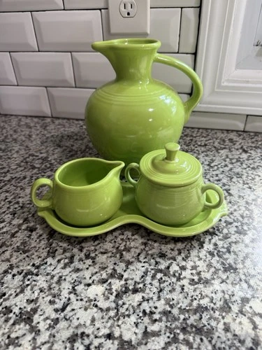 RETIRED Fiesta Chartreuse Green Open Carafe Pitcher/Jug & Tea Set