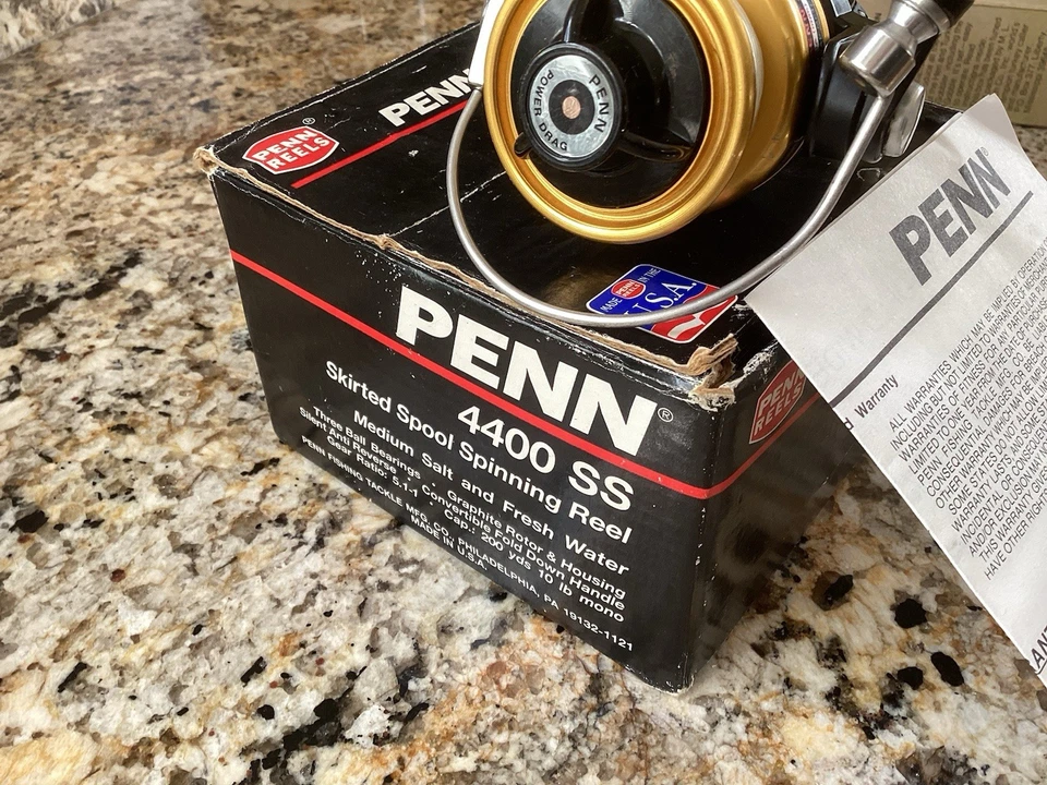 Carrete giratorio Penn 4400SS hecho en EE. UU., súper bonito con caja Foto 3 de 4