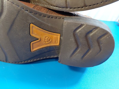 Ariat Heritage Roughstock 34824 Botas vaqueras de cuero marrón para hombre 10EE - Imagen 16 de 22