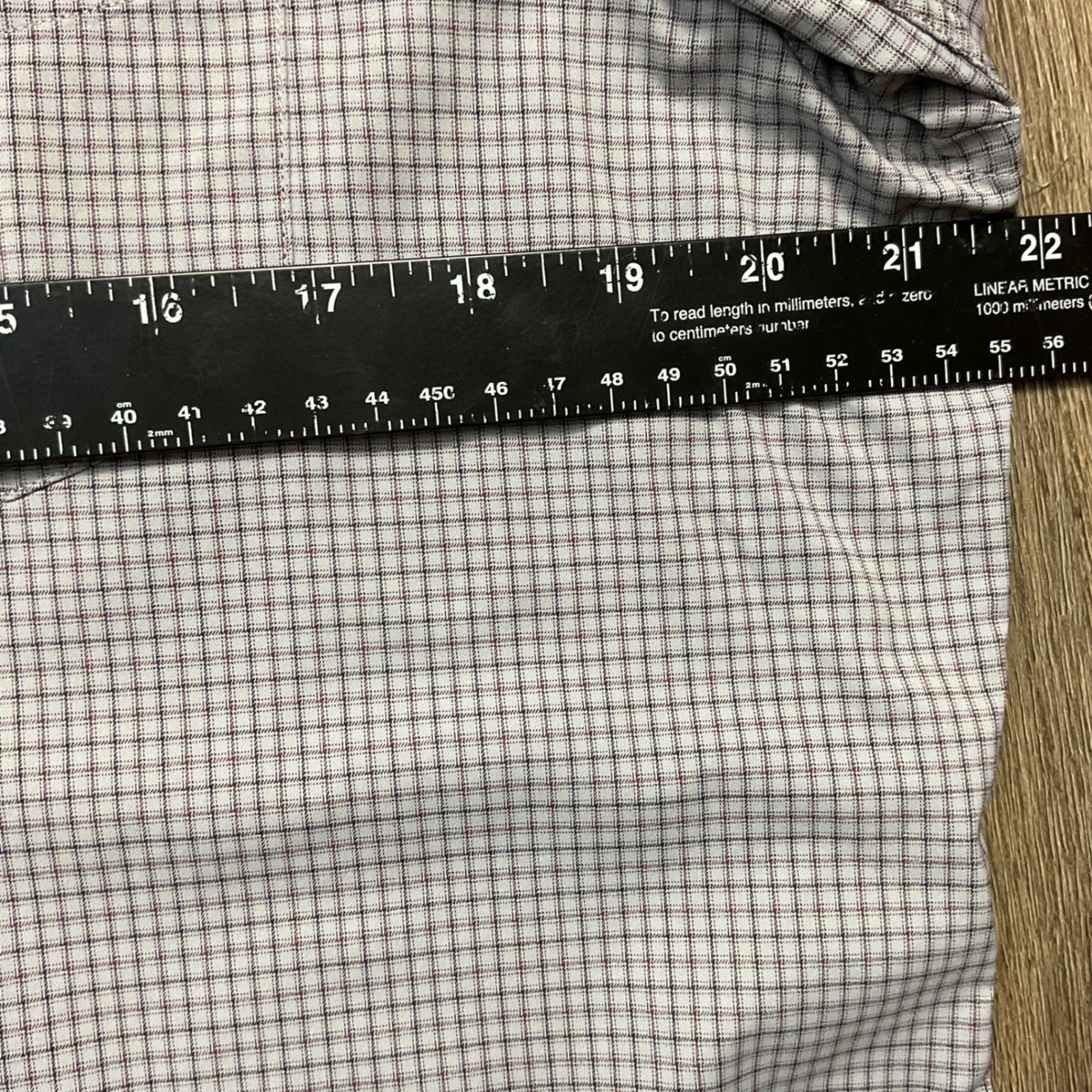 UNTUCKit Regular Fit Button Down Check Shirt Mens… - image 7