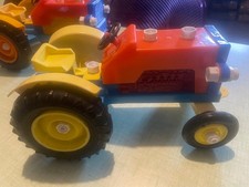 Jouet CO-MA Italy - Tracteur à Monter par Gros Vis Blanc - Tout Plastique 1970's