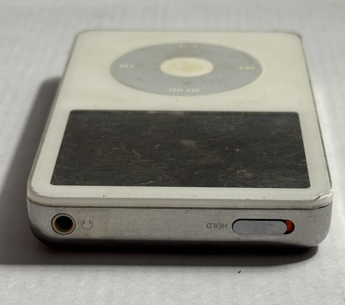 Apple iPod Video Classic 5th Gen. 60GB A1136 MA003LL White | eBay