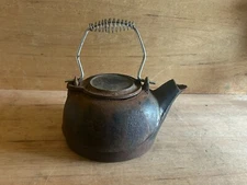 Cast Iron Tea Pot Kettle Farmhouse Decor Rusty 8.75 LBS Vintage Antique