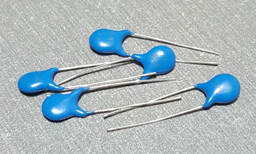 5/10/20Pcs 15P 15PF 3KV High Voltage Ceramic Capacitor 5mm Pitch - Picture 2 of 4