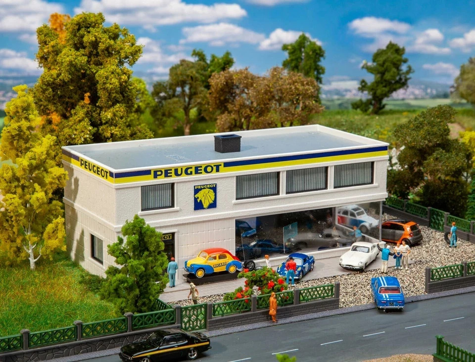 Voiture HO 1:87 MKD2024 pour décor de concessionnaire Peugeot et animation de réseau ferroviaire