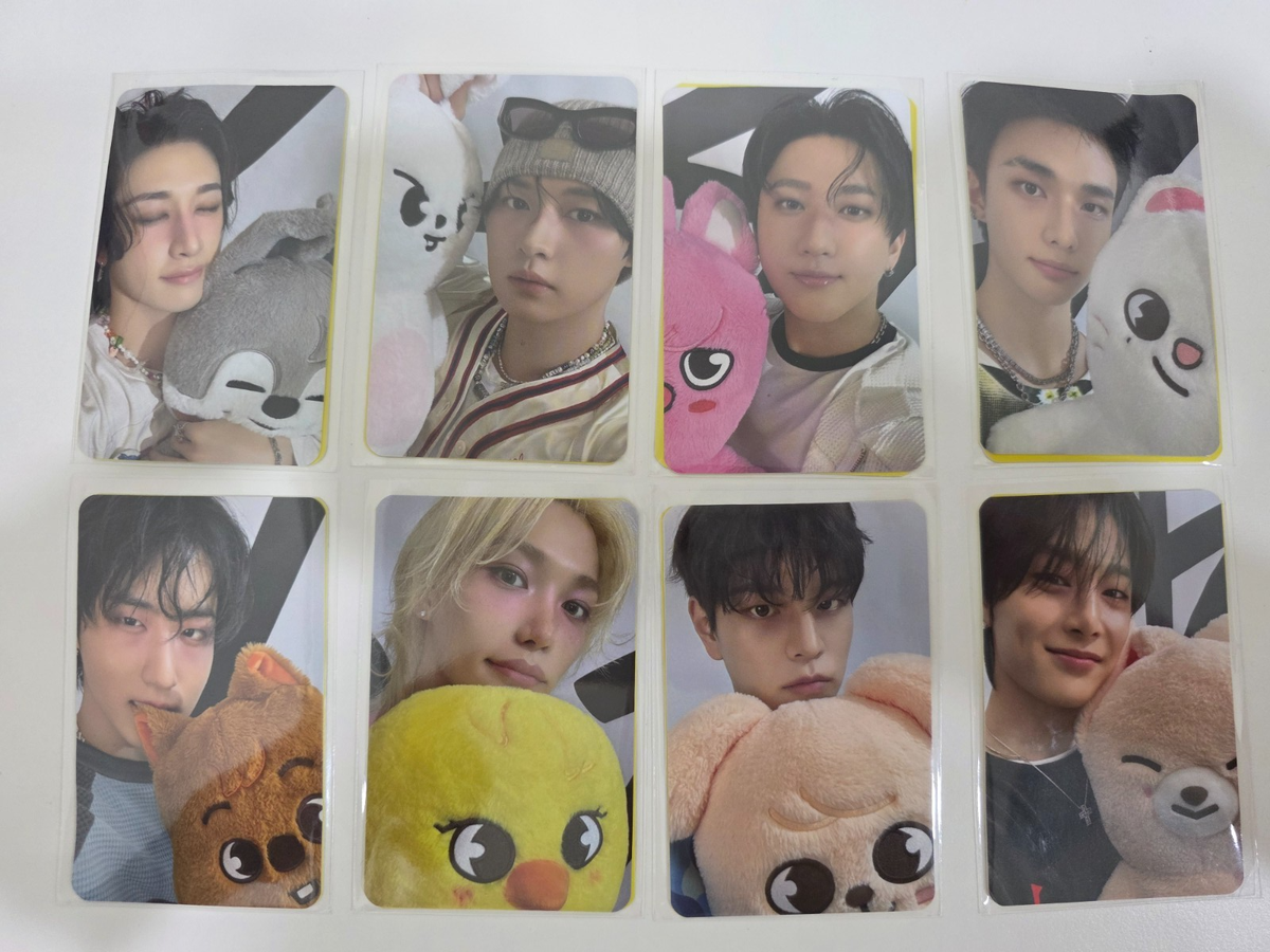 In Stock) Stray Kids World Tour [ dominATE : celebrATE ] Offline