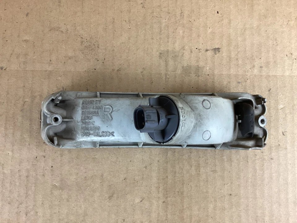 1994-1998 Mitsubishi Galant luz de seta dianteira direita do lado do passageiro - Imagem 4 de 4