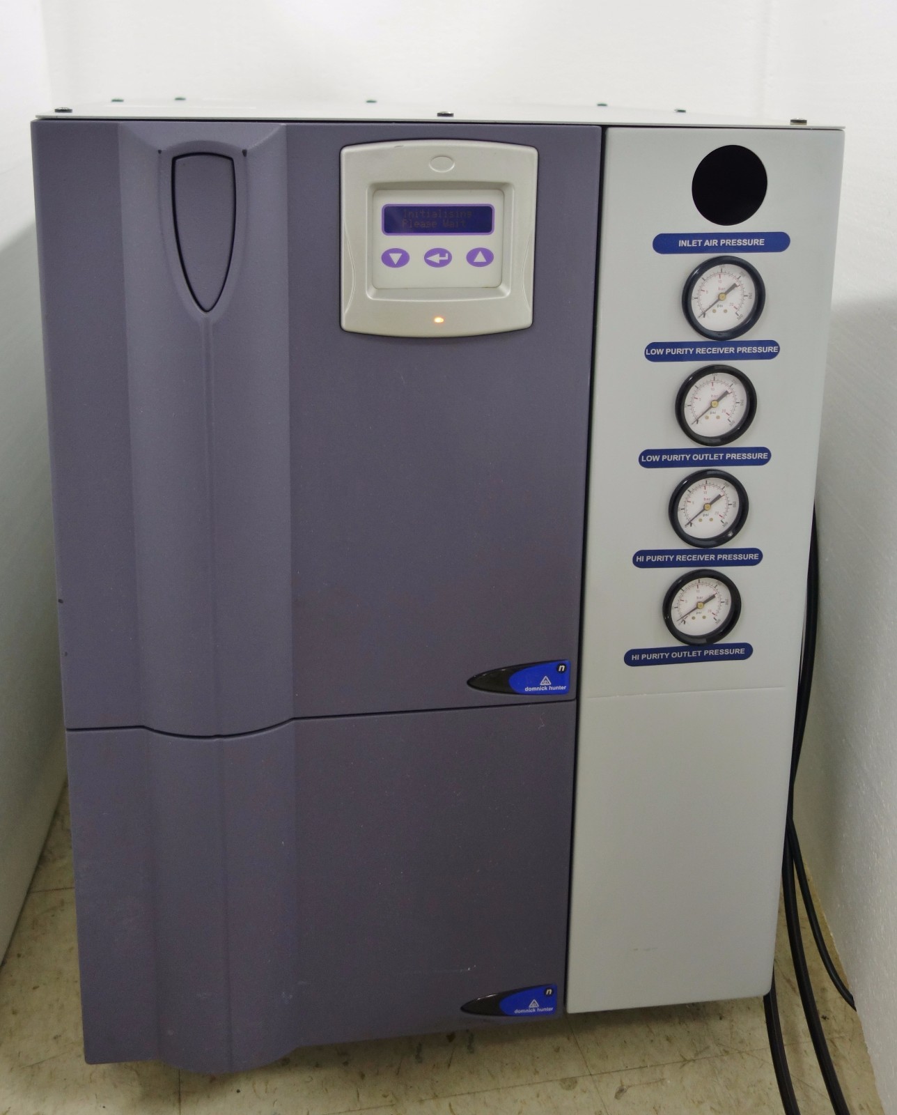 PARKER DOMNICK HUNTER LCMS 6410 DUAL FLOW N2 NITROGEN GAS GENERATOR AGILENT QQQ