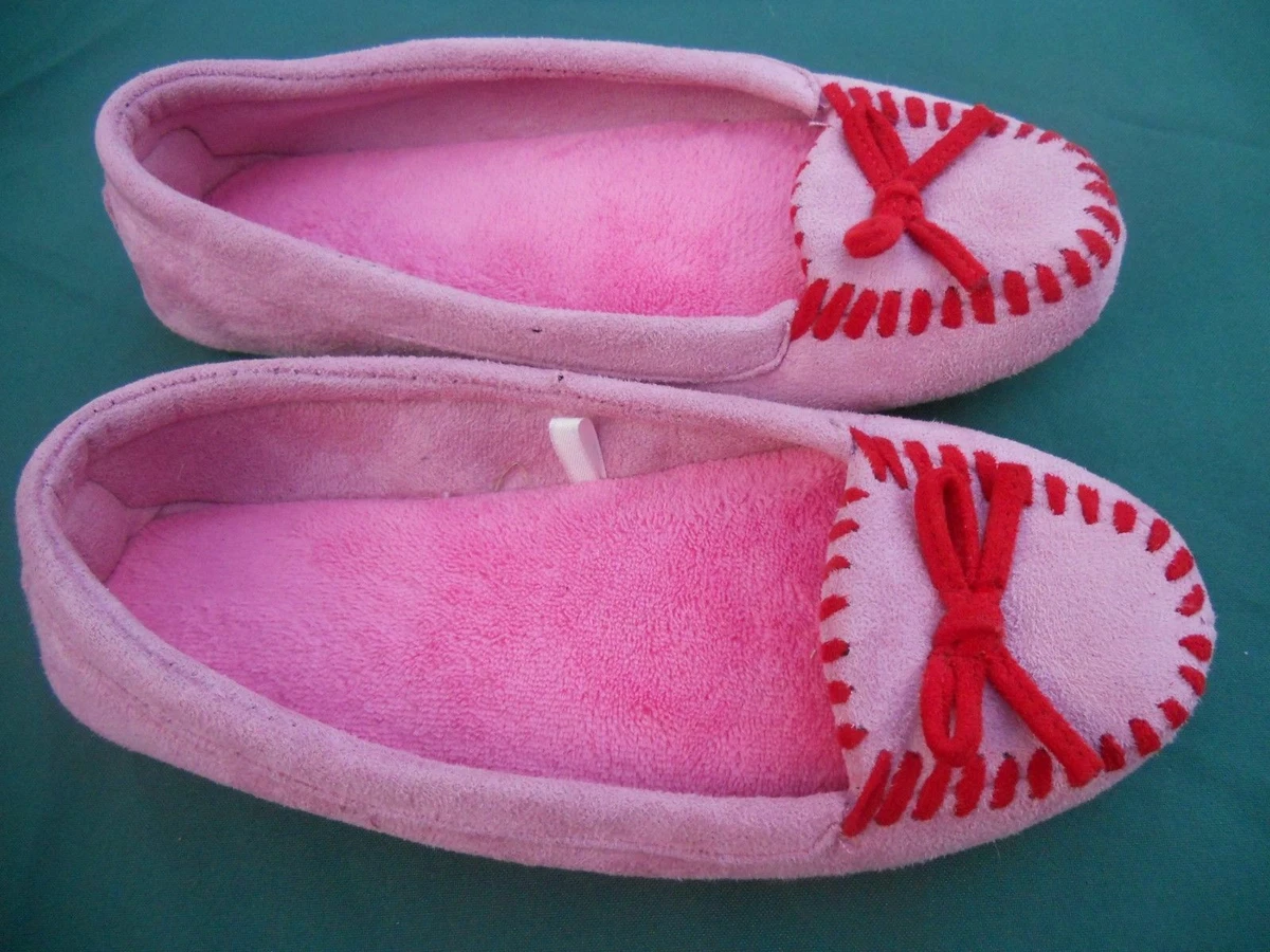 Baby girl hotsell moccasin slippers