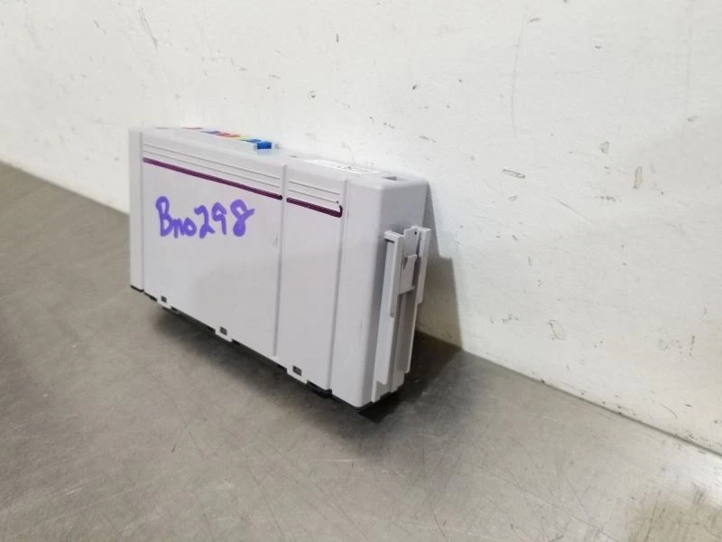 Módulo de control de fuente de alimentación deportiva 16 2016 Lexus RC350 F 8264453010 Foto 4 de 4