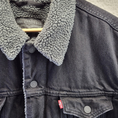 Levi's Boa Sherpa Lined Jacket Mens Large Black Chore Bomber Snap Front Red Tag