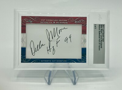 Billie Moore & Carol Blazejowski /5 Dual Auto - 2017 Leaf Icons Cut Signatures