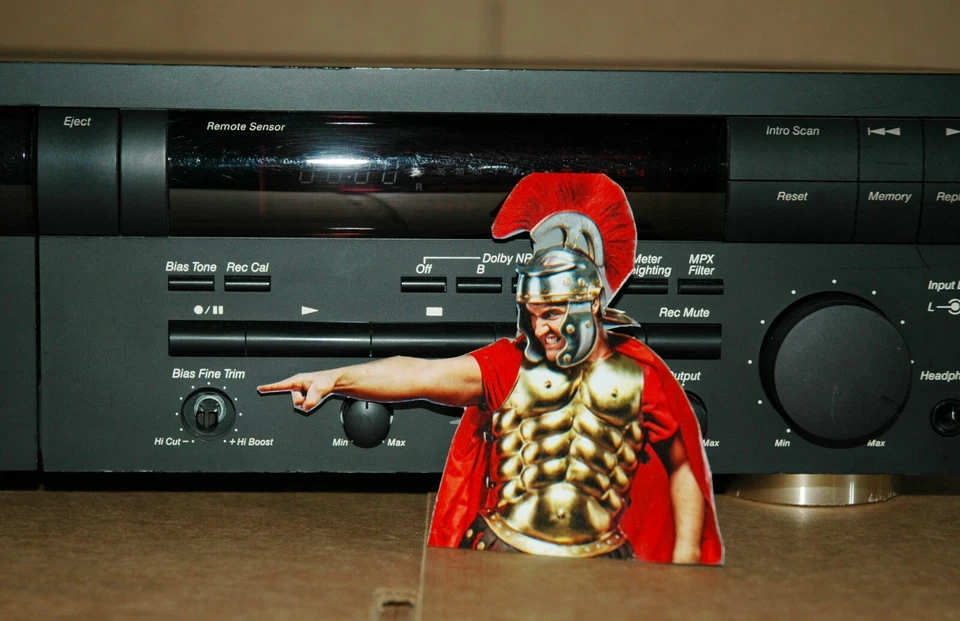 Harman Kardon TD4600 Cassette Tape Deck sin control remoto  Foto 4 de 4