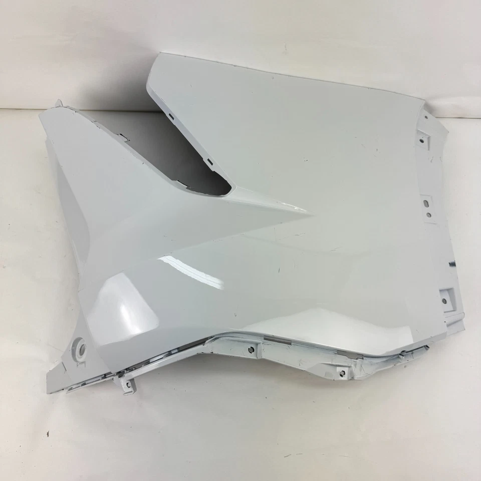 原始设备制造商 2024 2025 2026 雪佛兰 Traverse 右后保险杠侧盖 26560560 — 第 2/4 张图片