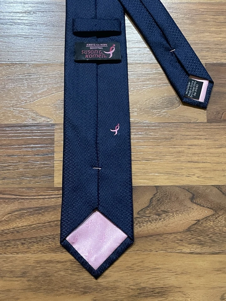 Susan G Komen 纯海军蓝人字形领带带粉色丝带 - 希望结 — 第 2/4 张图片