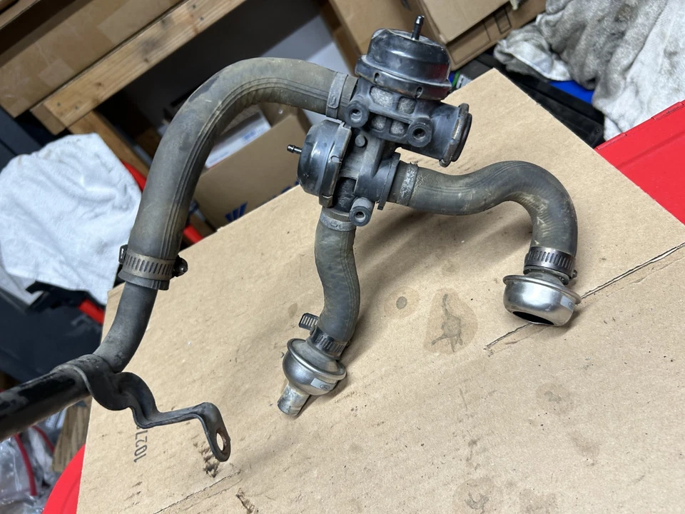 87-96 Ford F-150 5.0L / 302 efi - TUBO VÁLVULA INYECCIÓN AIRE tubos termactor Foto 3 de 4