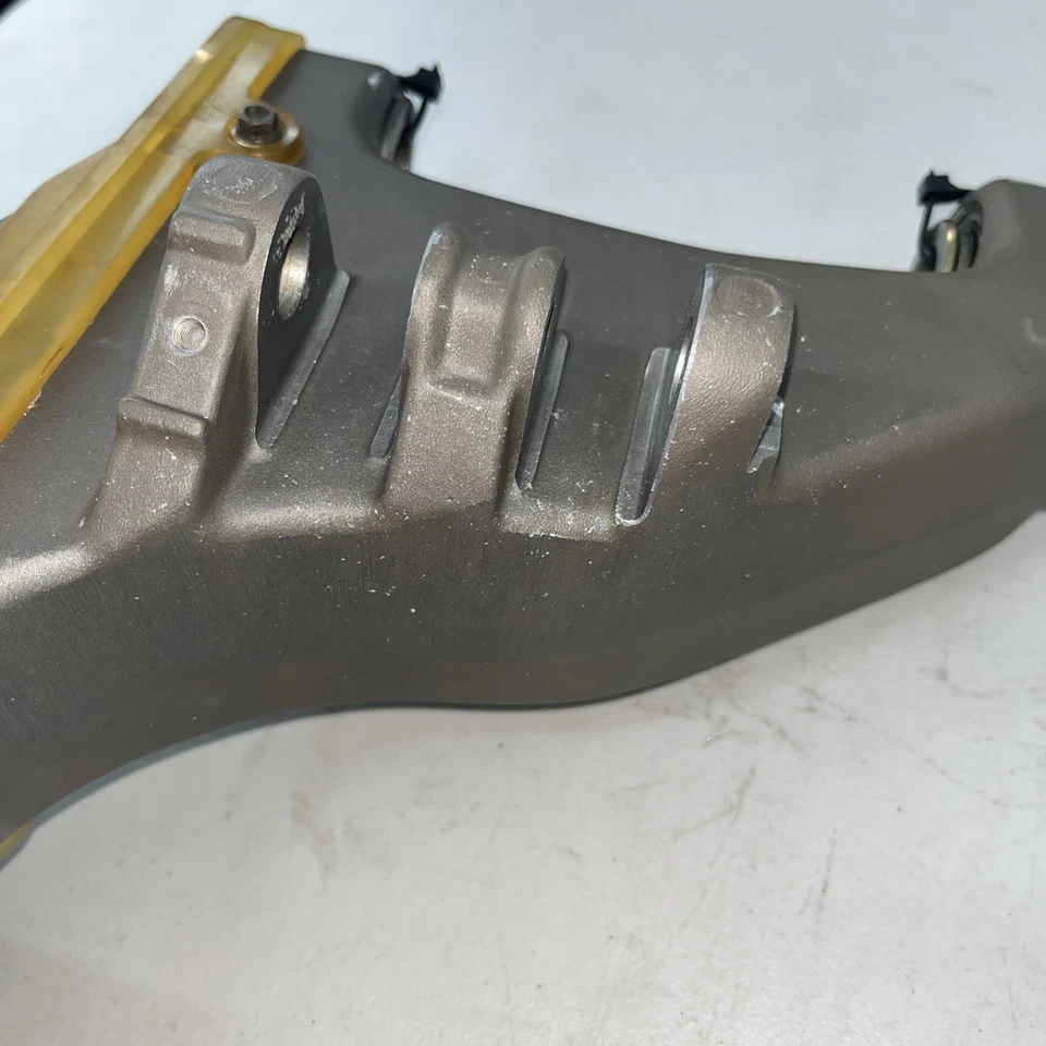 Ducati 748 916 996 998 Swing Arm 37010141A Chain Guides Pivot Bearings Spacers Foto 4 de 4