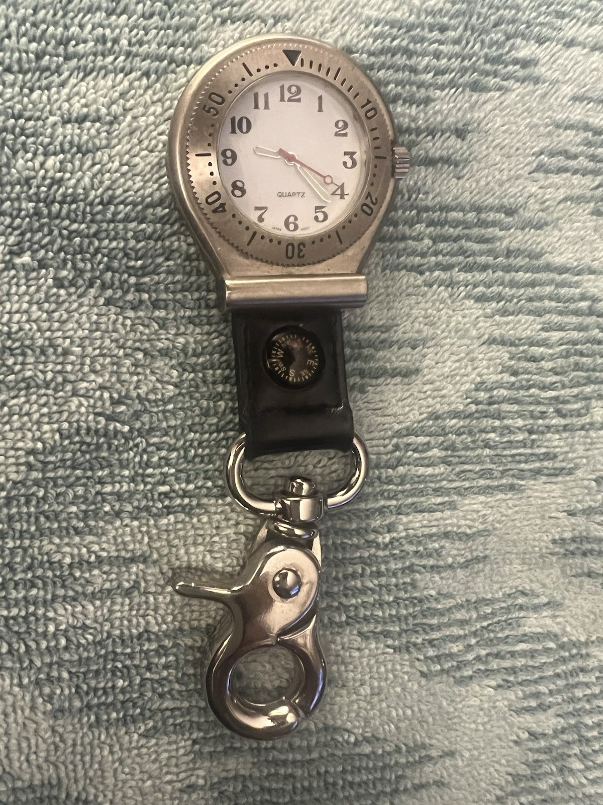 CROTON Clip On Pocket Watch Silver Tone Compass Carabiner Water Resistant