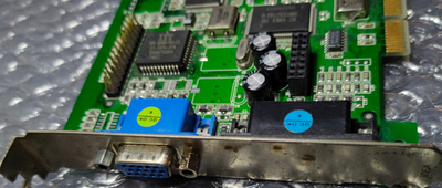 ELSA 3D SET PCI ELSA VICTORY ERAZOR-4 & AGP Erazor/LT-8 SD Nvidia