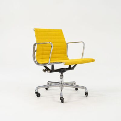 2010s Herman Miller Eames Aluminum Group Management Desk Chair in Yellow  Fabric