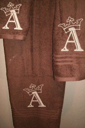 Monogram Crown Engraved Letter Personalized 3 Piece Bath Towel Set ANY COLOR - Picture 5 of 11