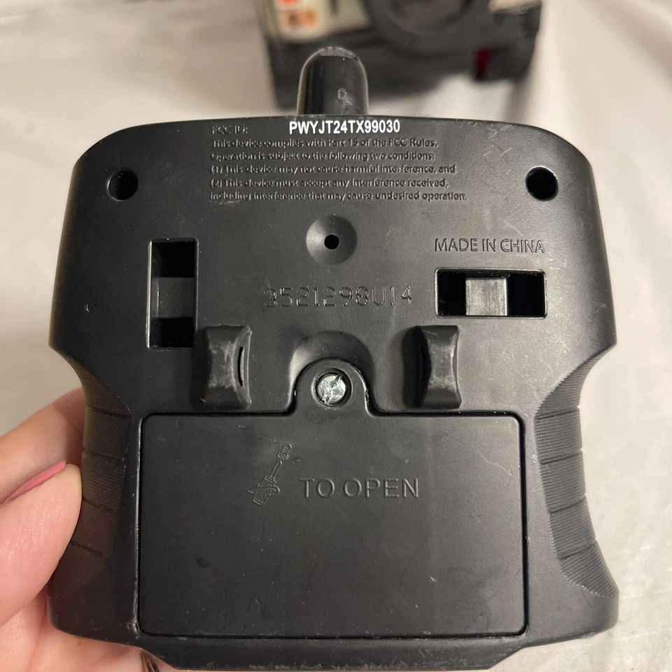 Jurassic Park  Jeep Wrangler Remote Control Car Jurassic World 1:16 RC JP18 2014 - Image 4 of 4