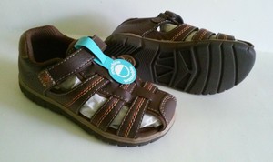 stride rite wallace sandal