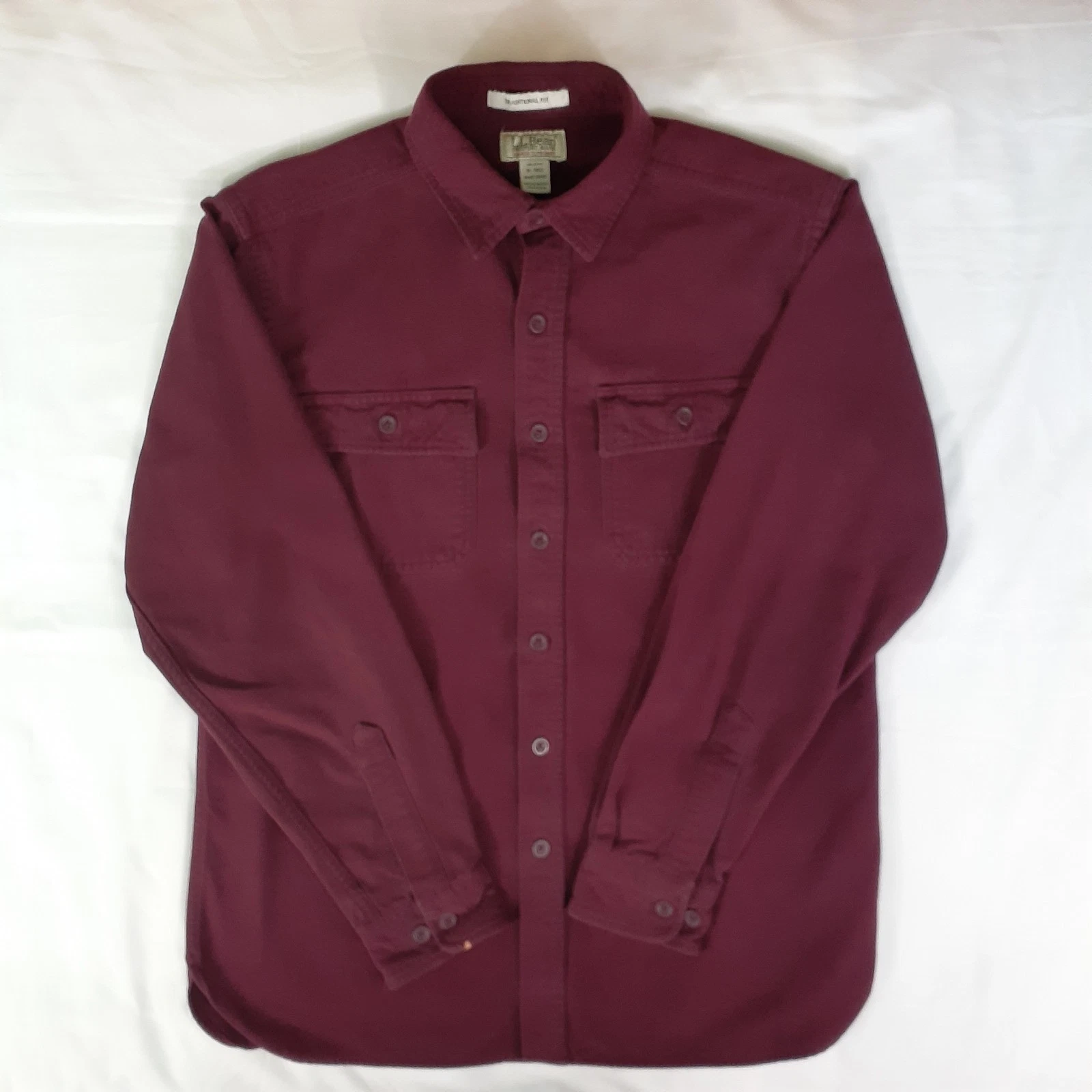 L. L. Bean Chamois Cloth Shirt Mens M Maroon Red Button Up Long Sleeve Pockets