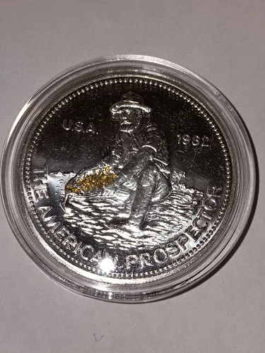 1982  1 oz .999 Fine Silver Engelhard the American Prospector Gold Nugget Round