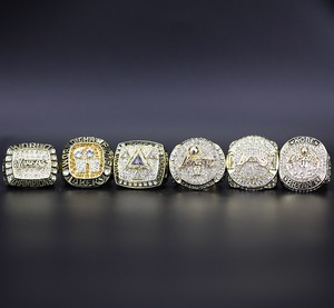 Kobe Bryant Mamba Los Angeles Lakers Championship Replica Ring Set W Wooden Box Ebay