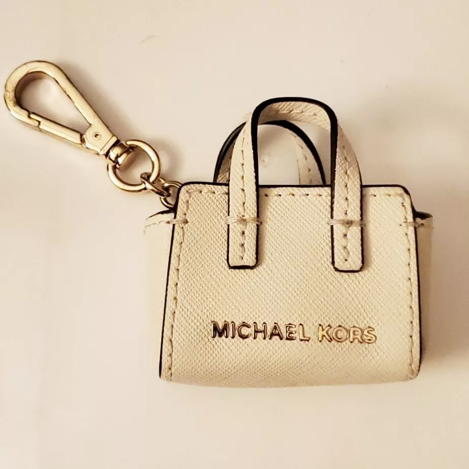 Michael Kors Black Flower Bag Charm Key Chain – Just Gorgeous