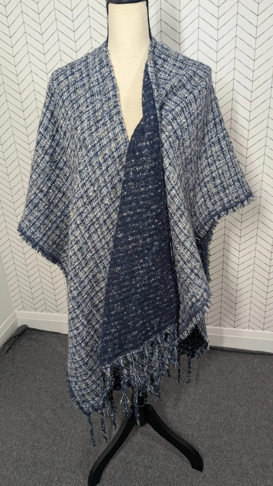Jessica McClintock Poncho Cape Womens OS Blue Metallic Lagenlook Quiet Luxury