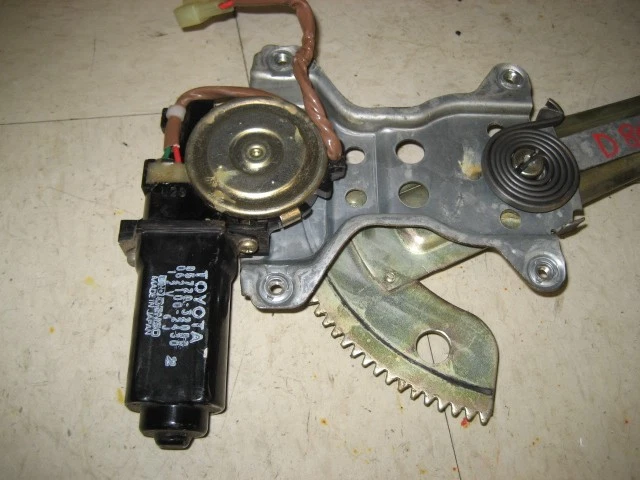 Used Rear Left Door Window Regulator Rear fits: 1989 Toyota Camry electric Rear Foto 3 de 4