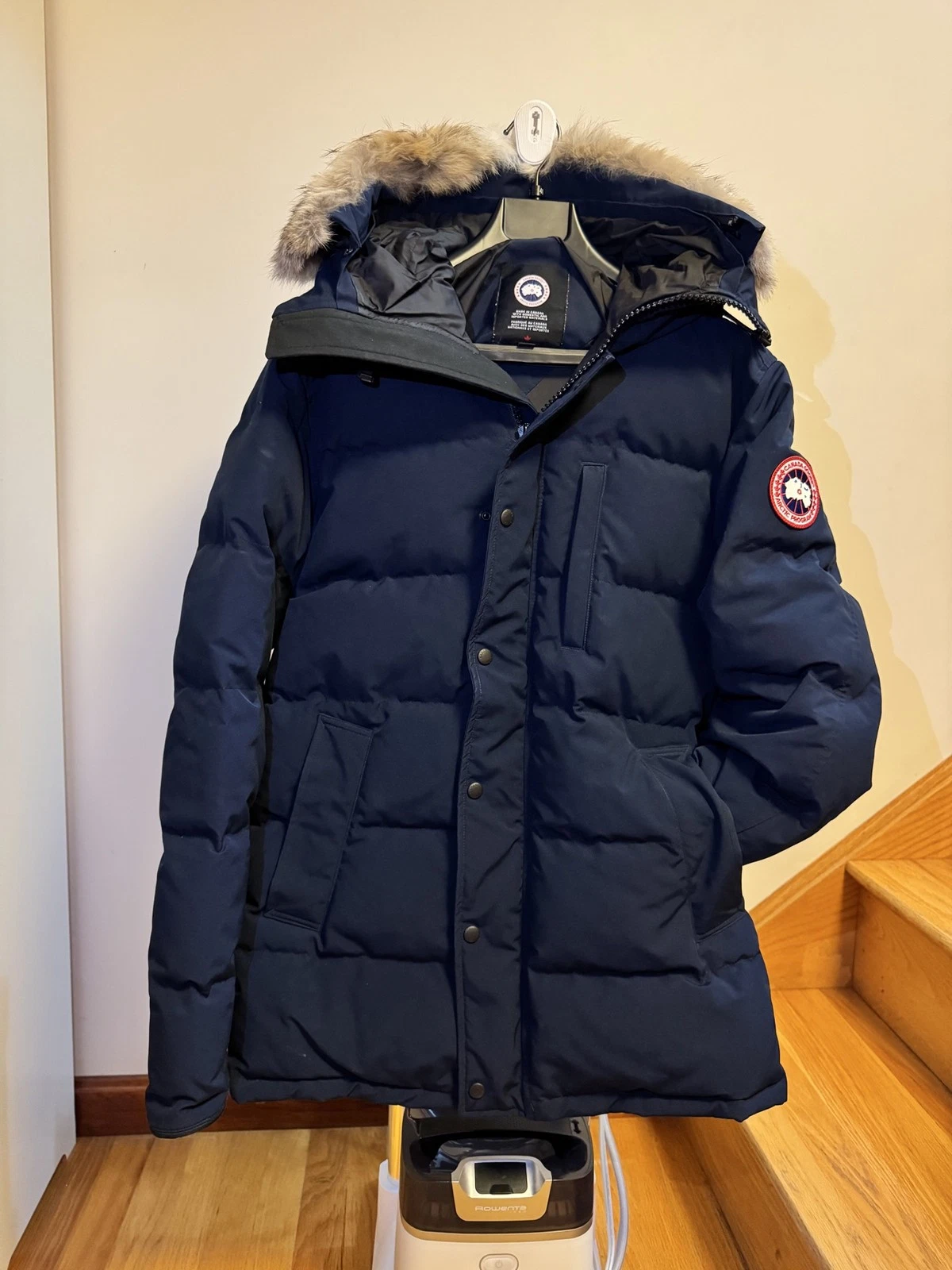 Canada Goose Carson Parka Atlantic Navy Men's M Fur Trim - product detail image 2