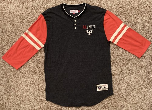 DC United MLS Mitchell & Ness Men’s 3/4 Sleeve Henley Large