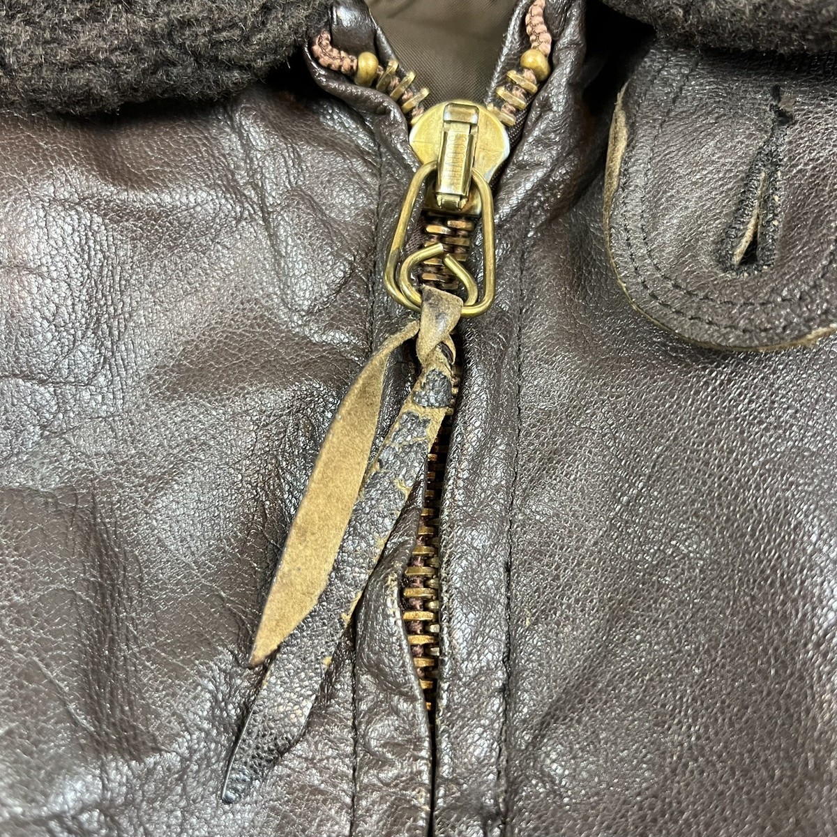 Vintage Military G-1 Leather Bomber Jacket Star Sportswear USN